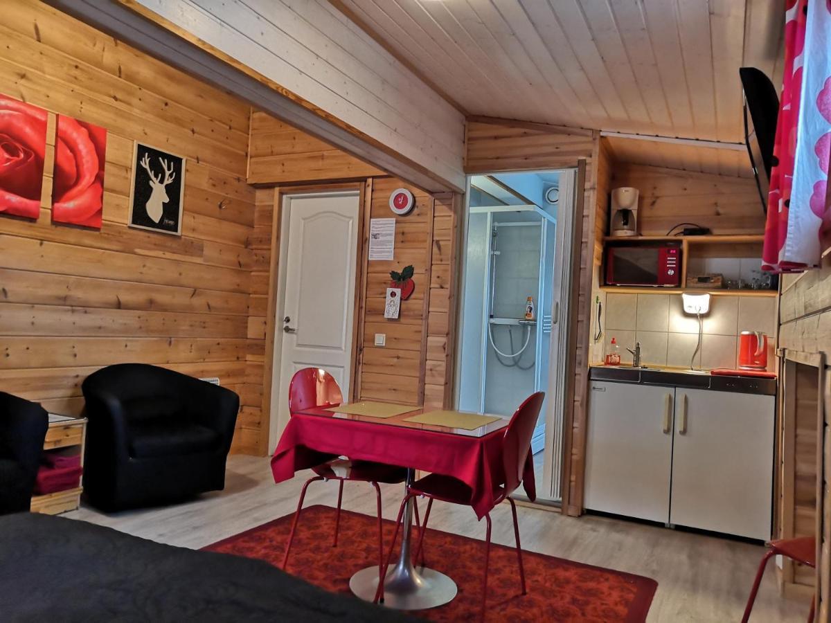 Hostel Mansikka Taipalsaari ภายนอก รูปภาพ