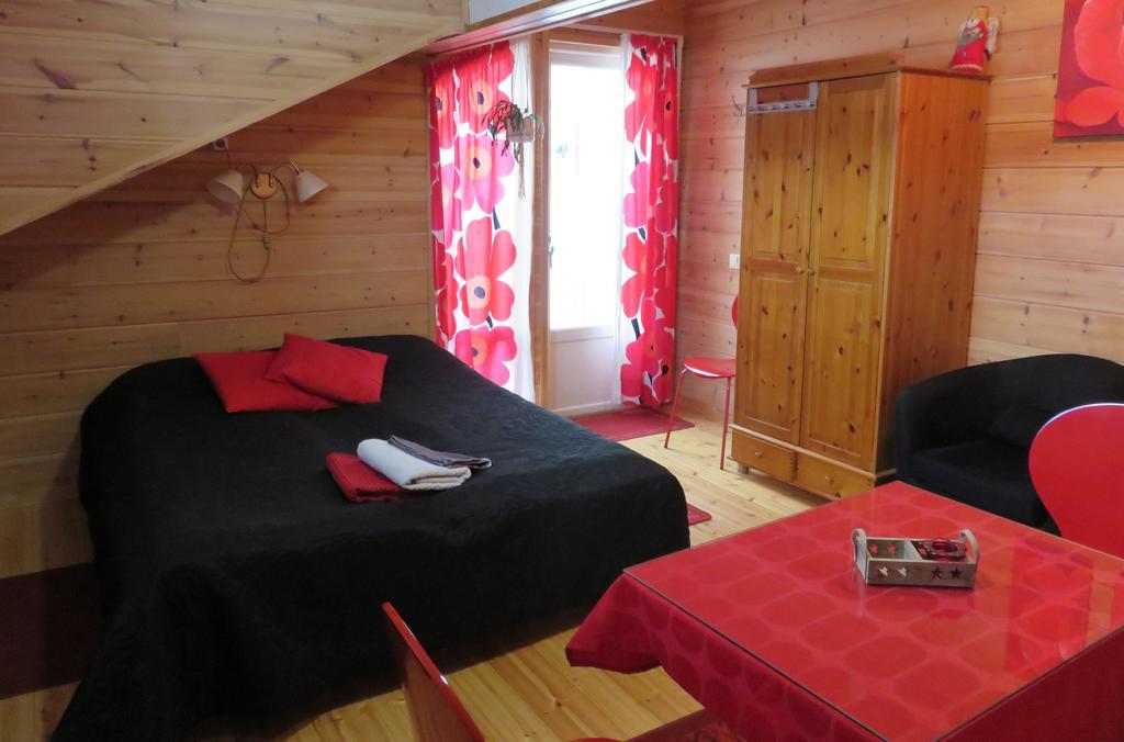 Hostel Mansikka Taipalsaari ภายนอก รูปภาพ